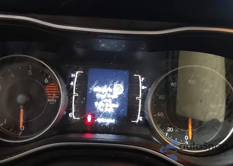 2019 Jeep Cherokee Latitude Plus Fwd from USA, damaged, VIN 1C4PJLLB4KD144270